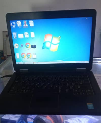Dell Letitude E5440 4Ram HD 500 GB  4th Genration