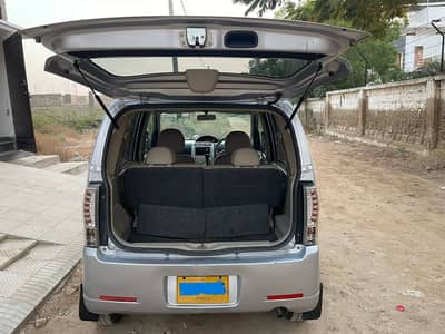 Mitsubishi Ek Wagon 2011