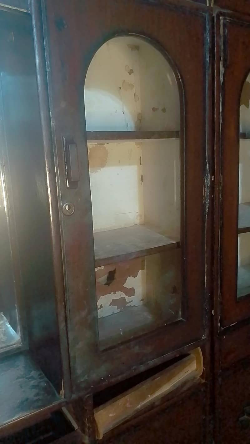 bed & dressing & showcase 9