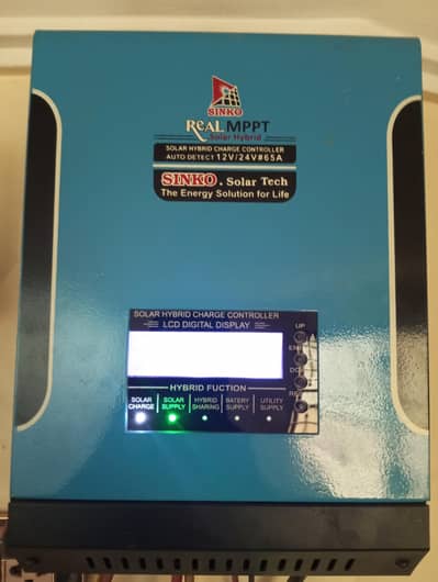 Solar MPPT Charge controller 12v 24v 65A