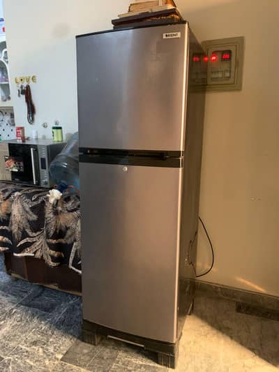 for sale andr sa bilkul achii ha bhir condition dhak Sakta hen