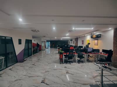 NON-FURNISHED GROUND FLOOR BEST FOR ANY DISPLAY BUSINESS, 2 WASHROOMS, PARKING, HOT LOCATION, IN MAIN CHOWK FOR RENT