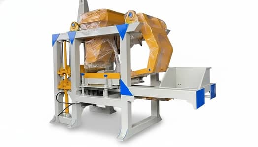 *Brand New Concrete Block Making Machine – Lahore / Pakistan*