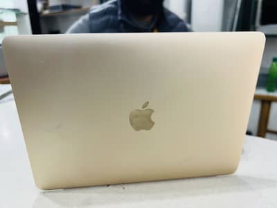 MACBOOK Air 2017 MODEL
