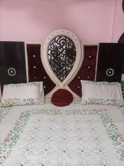 King size bed for sale