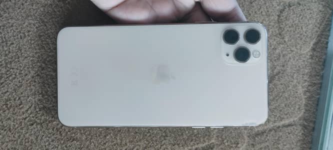 iphone 11 pro max 256 gb condition 9/10