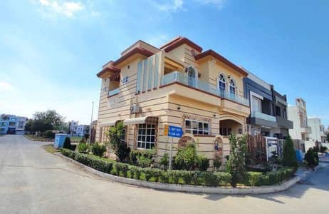 Corner House Available For sale In Citi Housing Society