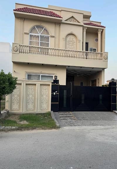 Prime Location Citi Housing Society House Sized 5 Marla