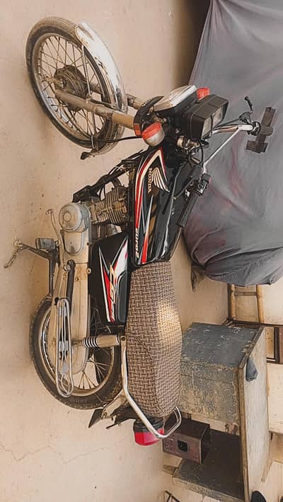 Honda 125 HYD Number 108 final