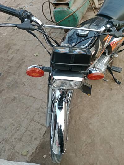 Honda 125 new moter cycle