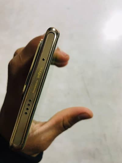 Infinix Zero 30 – Like New with Box & Charger”