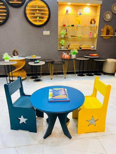 study table/dining table/wooden table/small study table