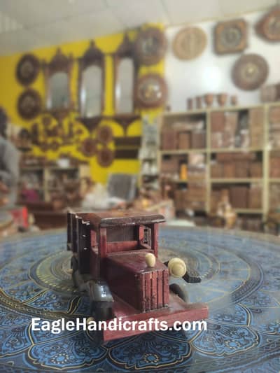 Home Decor, Animal Sculptures, Office Decor, Wooden Handicrafts