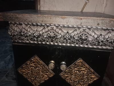 2 side table and dressing table