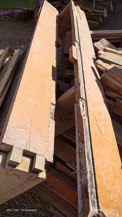 Deyar Wood in old doors and windows available