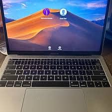 Apple MacBook Pro Laptop,Works perfectly