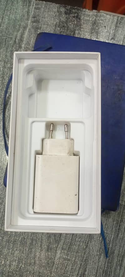 vivo y15s 3 32  box with charger