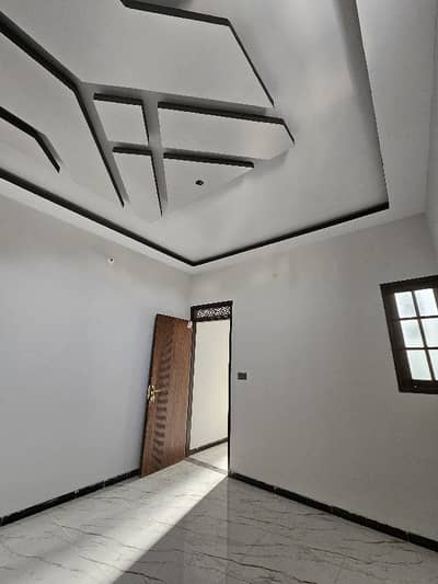 Spacious 50 Square Yards Flat Available For sale In Allahwala Town