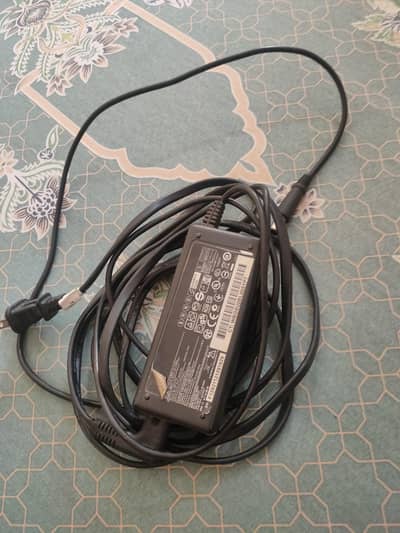 laptop battery and charger