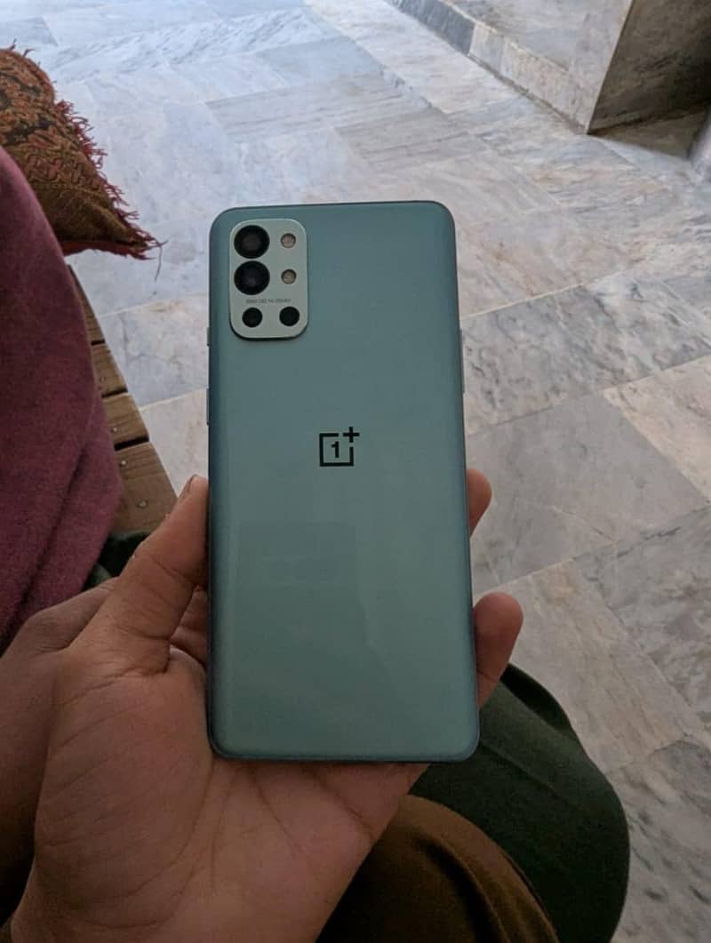 oneplus 9R 0