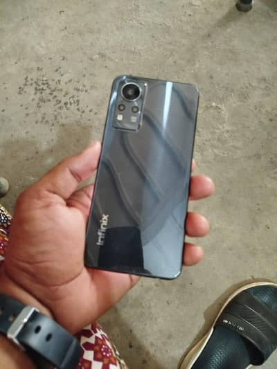 Infinix Note 11  4+3 7gb 128gb With charger and box
