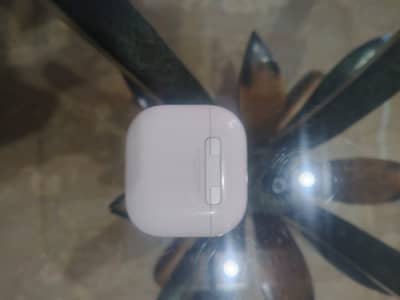 Original apple airpods A4