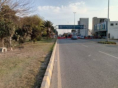 Prime Location 10 Marla Residential Plot In Stunning Canal View Phase 2 - Block C Is Available For sale