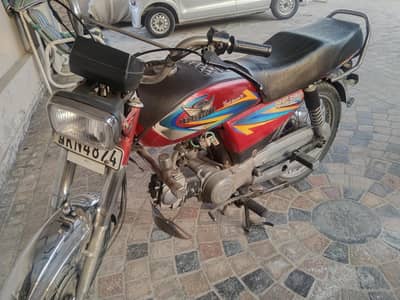 red road prince bike zayda chali nahi ha bilkul fit ha bike