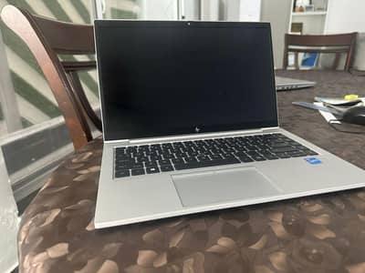 HP Elitebook 840 G8