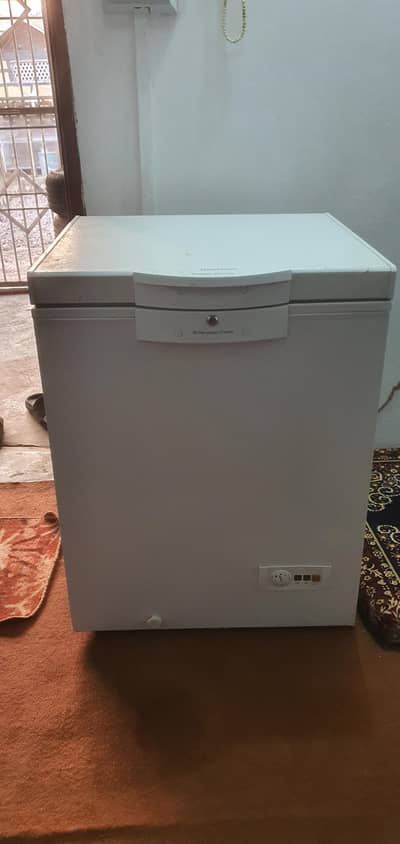 Dawlance Deep Freezer DF-200P (7 Cubic Feet)