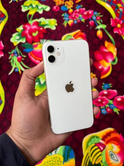 iphone 11 64GB White 10/10 condition