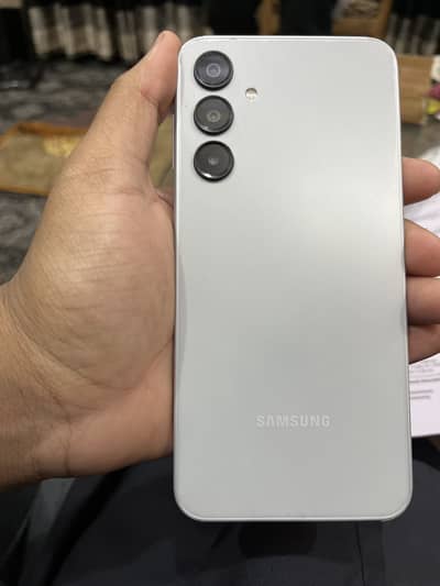 Samsung New cindition 10/10