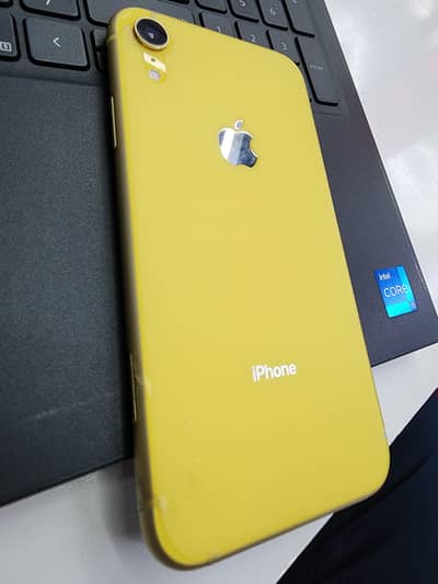Iphone XR 128 GB NON PTA 84% Battery
