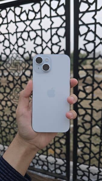 iPhone 15 - Blue (Mint Condition)