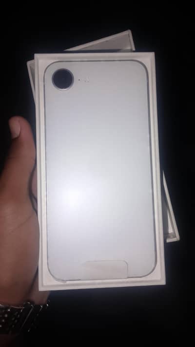 IPHONE 16E only for serious buyers