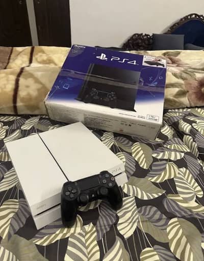 Ps4 slim with controller