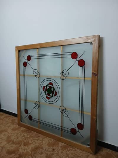 Carom board
