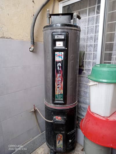 Gas Water Heater 35 Liter – Used, Good Condition