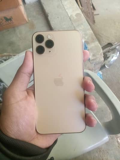 I phone 11 pro like new