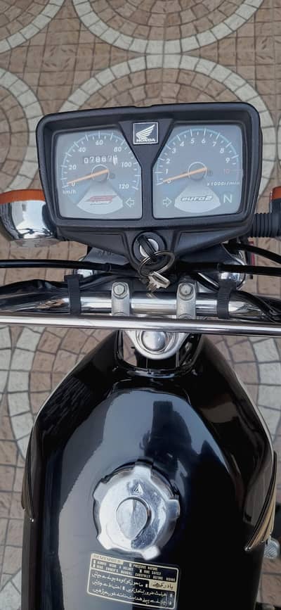 Honda 125 2023 Model, Black, Number Laga Hua