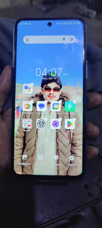 pta approved 4/64  box charger sath hai