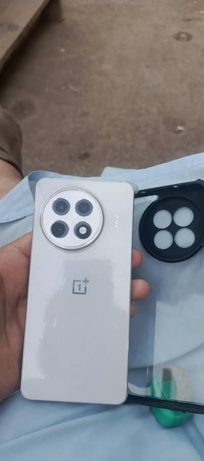 ONEPLUS ACE 5 12/256