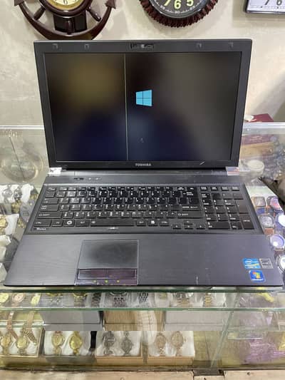 TOSHIBA laptop