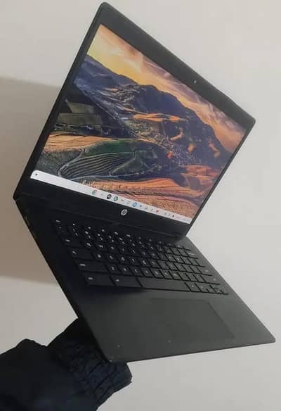 Hp g7 14 inch borderless screen 4k spotted