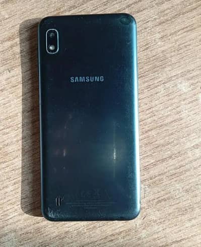 SAMSUNG Galaxy A10