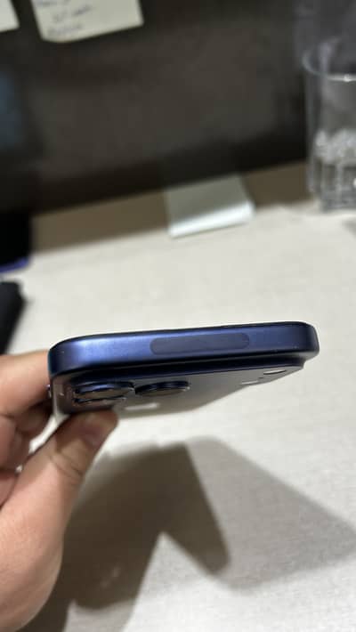 I phone 17 pro mac jv