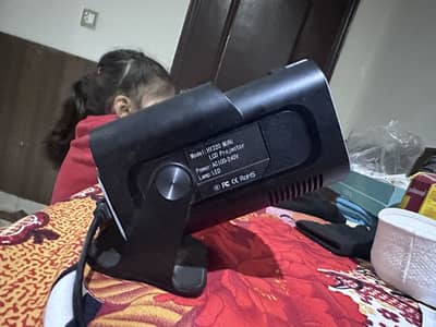 China mini projector  for kids cartoon & office use