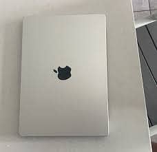 MacBook Pro M2 Strong Performance