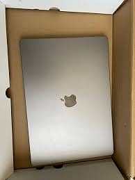Apple M2 MacBook Pro Ideal for professional work