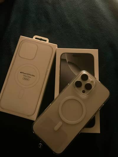 Apple iPhone 15 Pro Max Sleek design